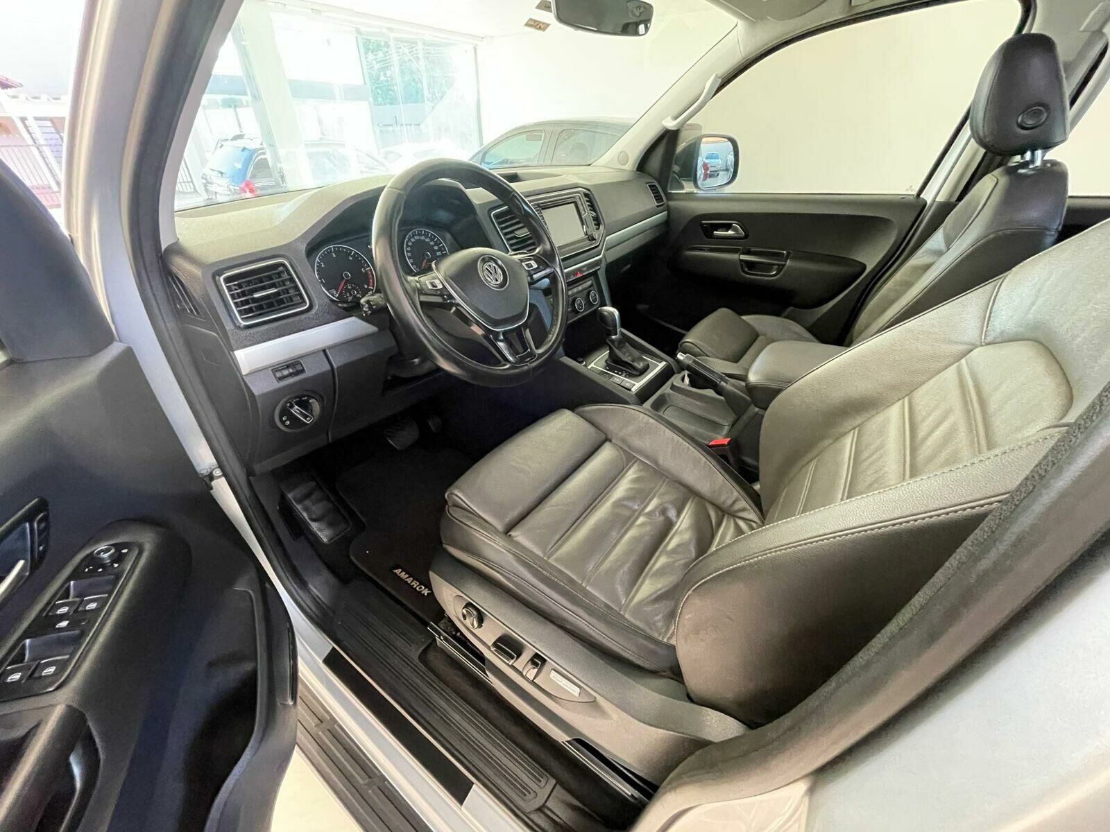 Imagem do veículo  VOLKSWAGEM AMAROK HIGHLINE V6